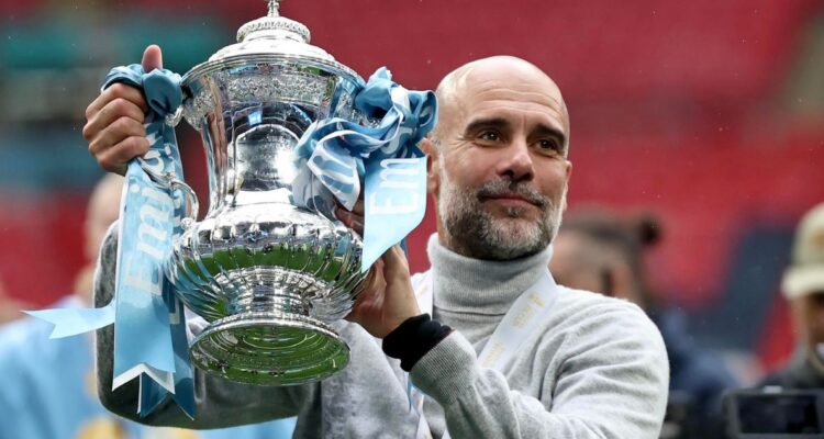 Italia se reunió con Pep Guardiola y lo quieren como entrenador.