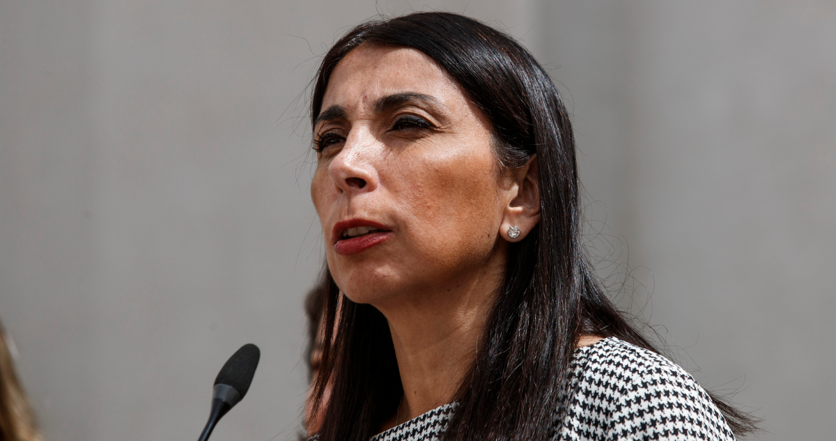 Karla Rubilar alerta “retroceso” en proyecto que exige oir latidos para abortar y pide “más humanidad”