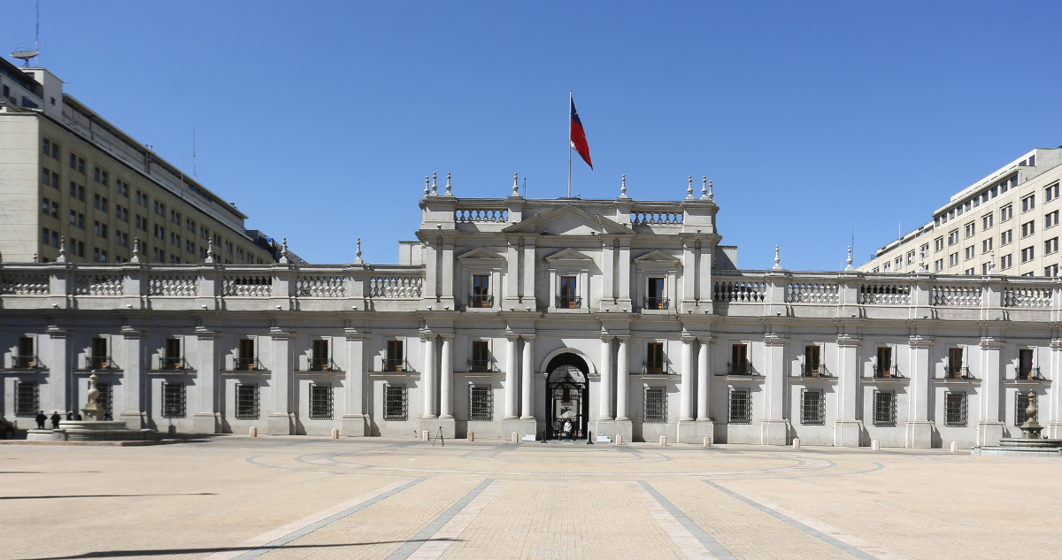 Por los 200 años de la Presidencia: La Moneda reabrirá este miércoles su cruce peatonal