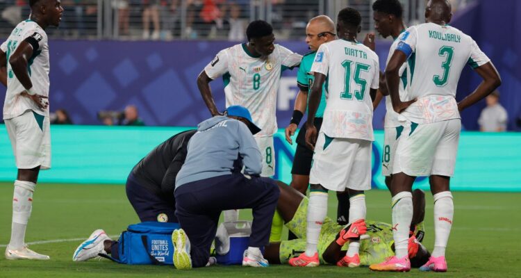 https://media.biobiochile.cl/wp-content/uploads/2026/07/medico-senegal-750x400.jpg