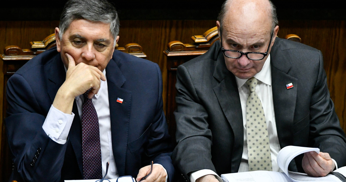 Megarreforma encara su tramo final con tres frentes abiertos: municipios, TC y votos del PDG
