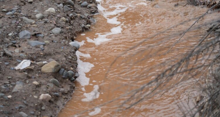 Minera las Cenizas y eventual contaminación de materiales pesados