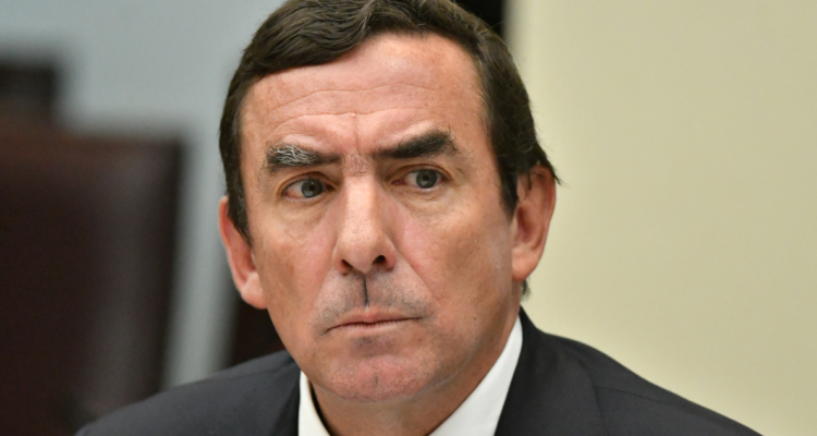 Ministro Rabat afirma que además de Bernarda Vera hay 11 casos más en revisión en el programa de DDHH