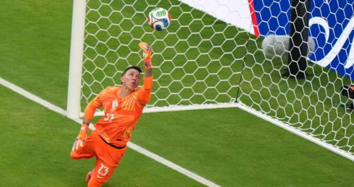 Fernando Muslera rompe el silencio tras las duras críticas en el Mundial