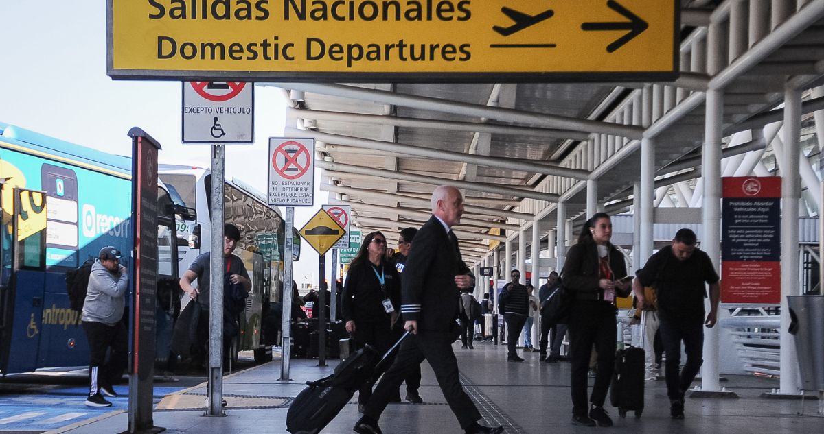 Nueva Ley de Seguridad Privada tensiona al sector aeroportuario por doble sistema de acreditación