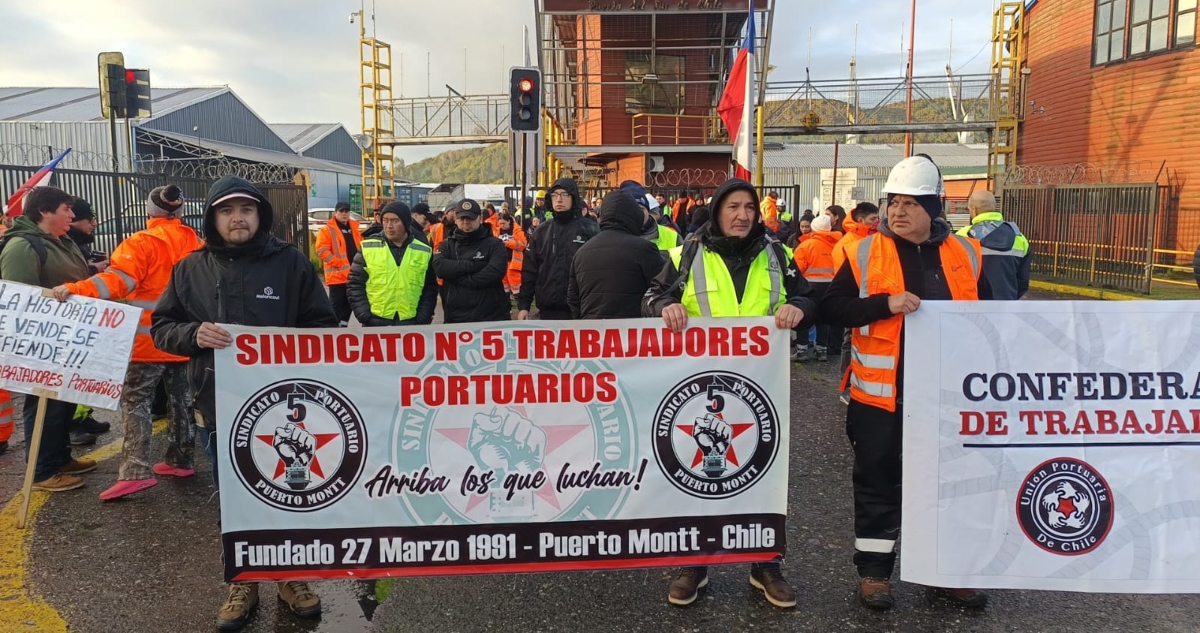 Paro de advertencia de portuarios