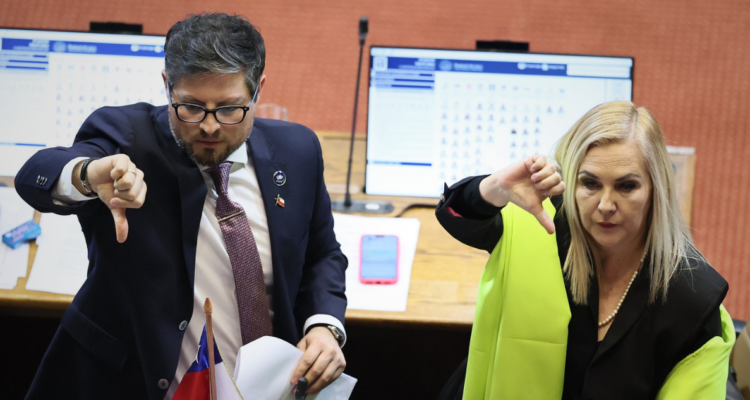 PDG acusa “colusión” tras quedar fuera de comisión mixta que definirá último nudo de la megarreforma