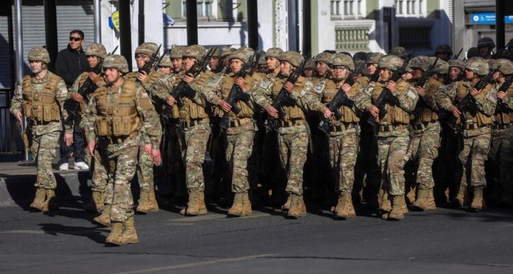Por Juramento a la Bandera: anuncian desvíos de tránsito en la Alameda para este jueves
