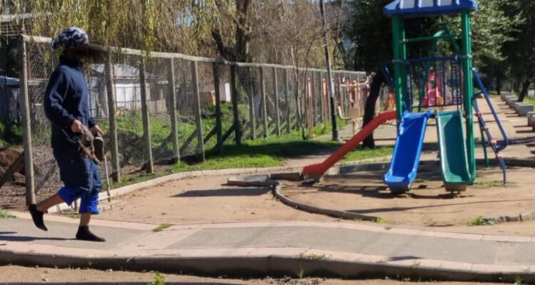 Denuncian presunta caza ilegal de patos cerca de comisaría en Talca