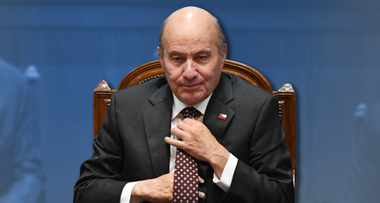 Los jugosos bonos que recibieron asesores de ministro Quiroz por metas cumplidas en gestión Boric