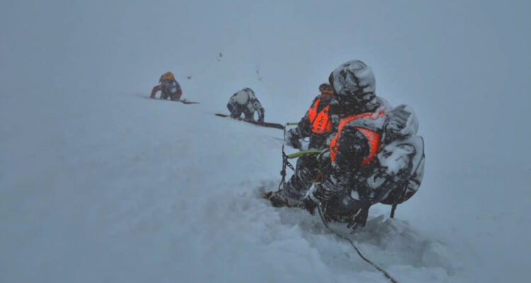 VIDEOS | Así se concretó el rescate de estadounidense atrapado en Valle Nevado