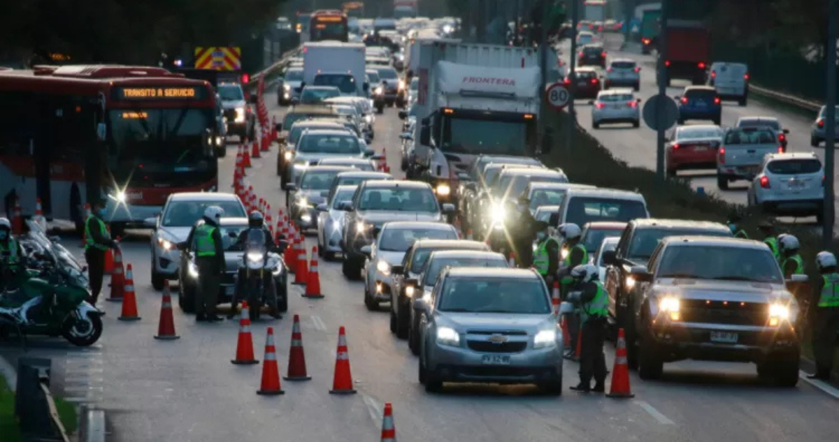 restricción jueves 9 julio