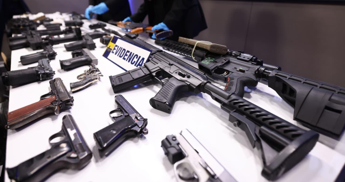 Revelan vínculo de carabinera y militar con una red de tráfico de armas fabricadas con impresión 3D