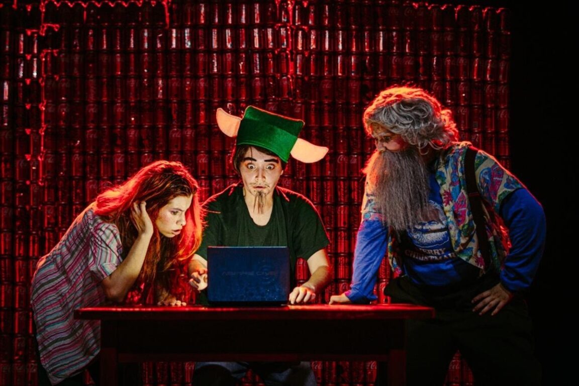 Revolución de Implicancia Teatro 