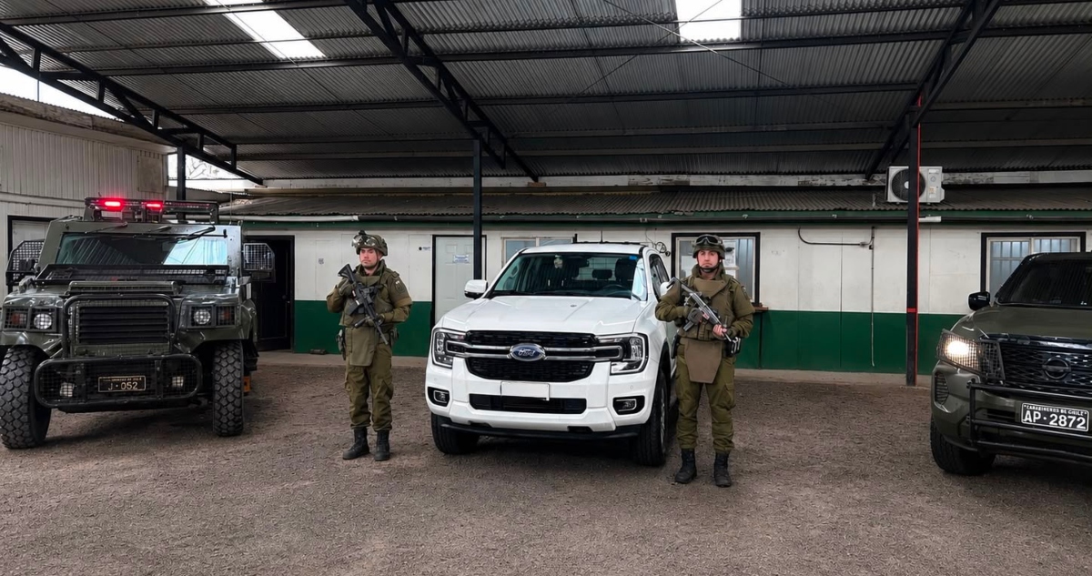 Encapuchados armados roban camioneta en Angol: Carabineros la recupera en medio de un bosque