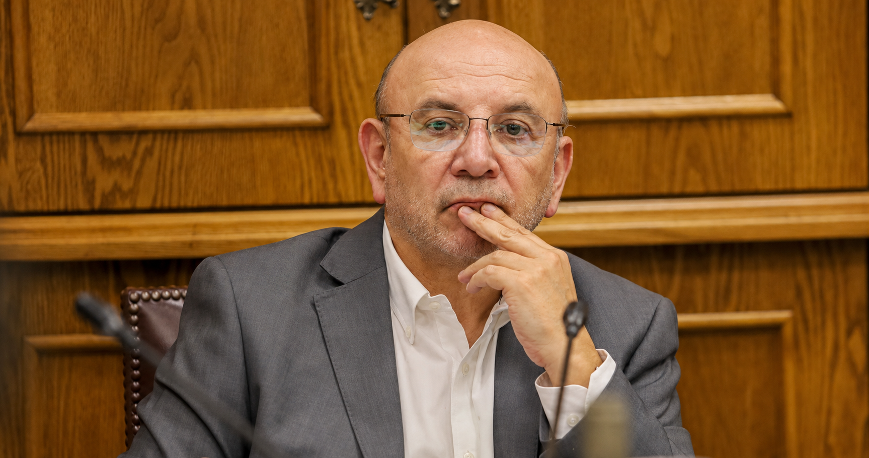 Senador Juan Luis Castro (PS): “Ojalá se pudiera lavar la ropa sucia en casa”