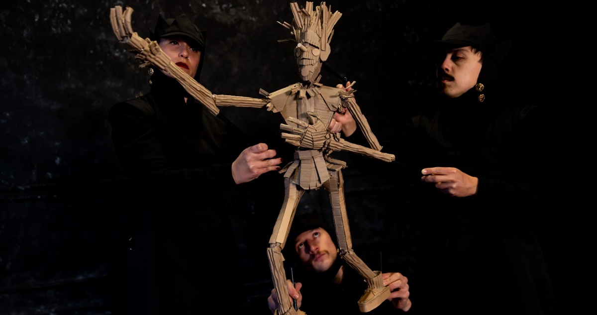Ser o no ser… de Cartón, Compañía Contrapliegue, Teatro Viajeinmóvil