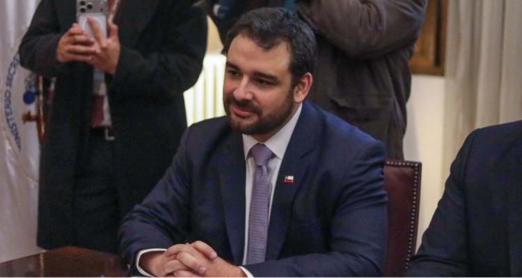 Tras resultado positivo: Laboratorio revela que exsubsecretario Rodríguez no ha pedido contramuestra