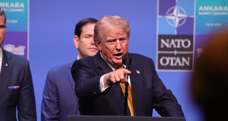 El presidente de Estados Unidos, Donald Trump, en la cumbre de la OTAN