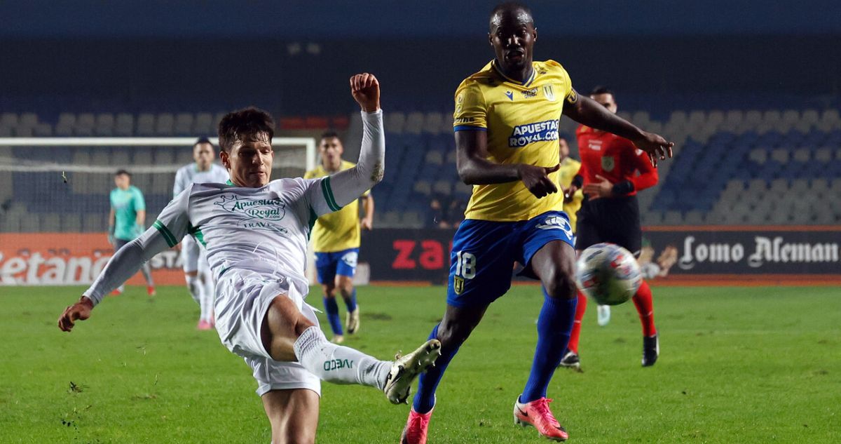 UdeC y Audax Italiano se enfrentaron por La Liga de Primera en Concepción