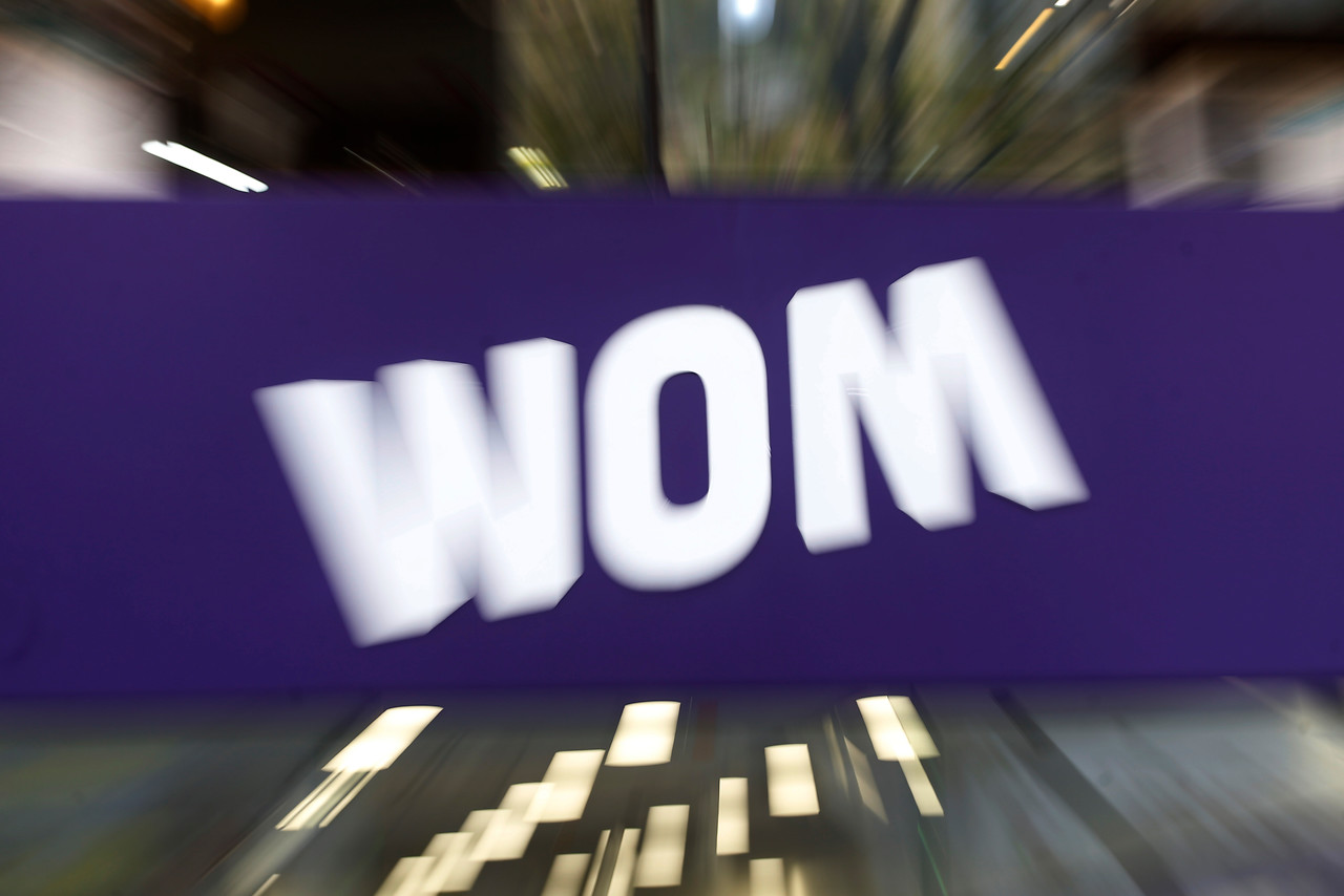 Subtel carga contra WOM y le cobra millonarias garantías por incumplimientos en fibra óptica