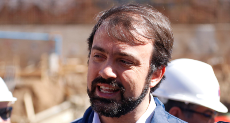 Auditoría le da la razón a Sharp y confirma que déficit de $18 mil millones no es de su administración