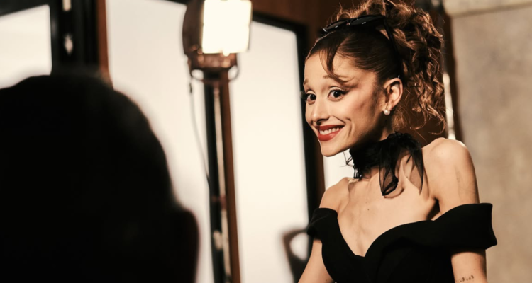 Ariana Grande explica su retiro del escenario