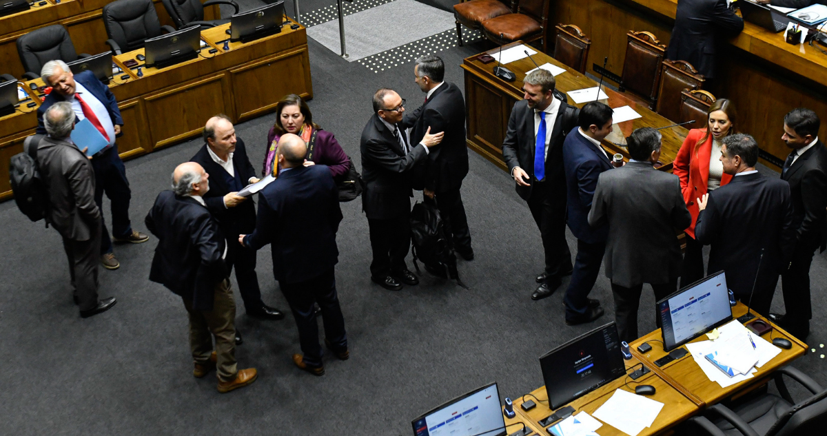 Así funcionaría el test de drogas en el Senado: negarse tendría sanción, pero dar positivo no
