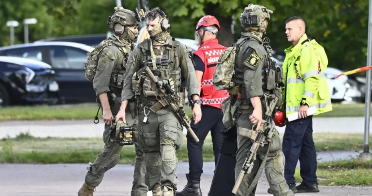 Ataque de sujeto con espada en Suecia