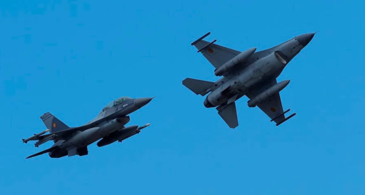 Imagen de contexto de F-16