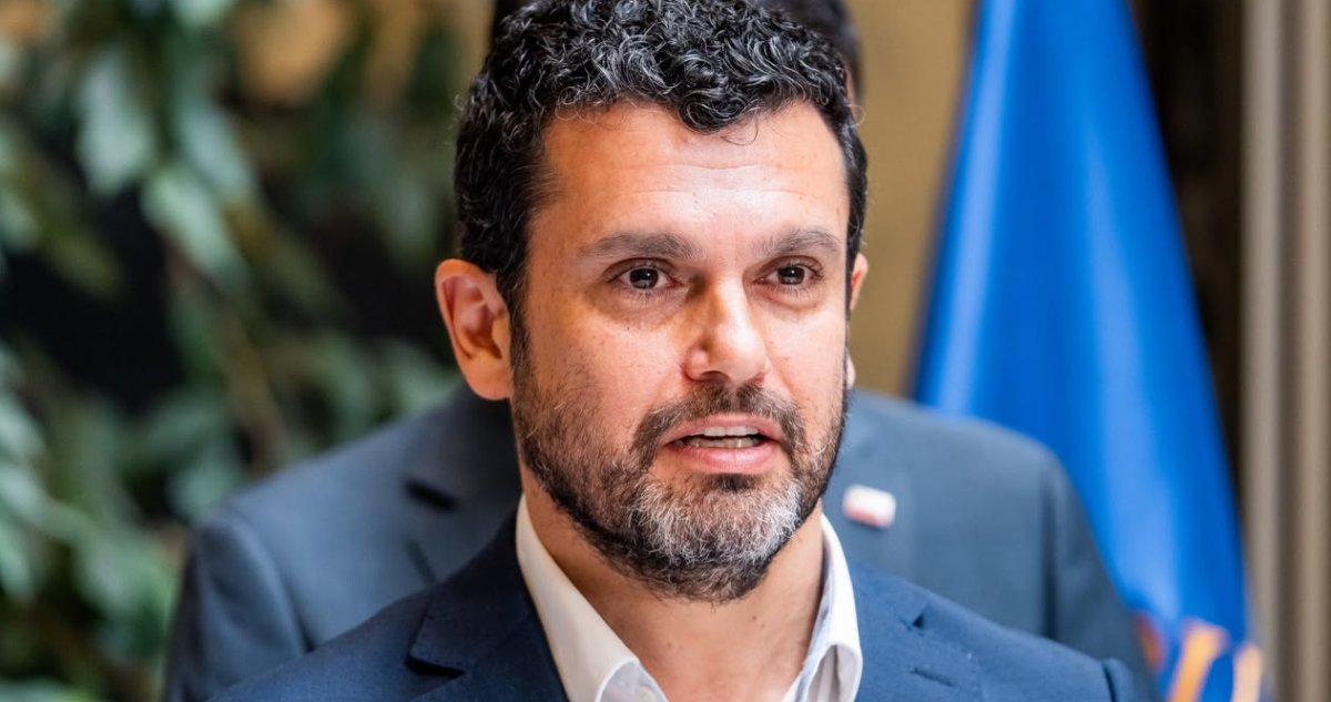 Jaime Bassa advierte deriva autoritaria por agenda de seguridad de Kast