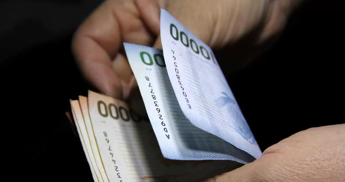 Nuevo pago del Bono de Recuperación beneficia a cerca de 7 mil hogares entre la RM y Los Ríos