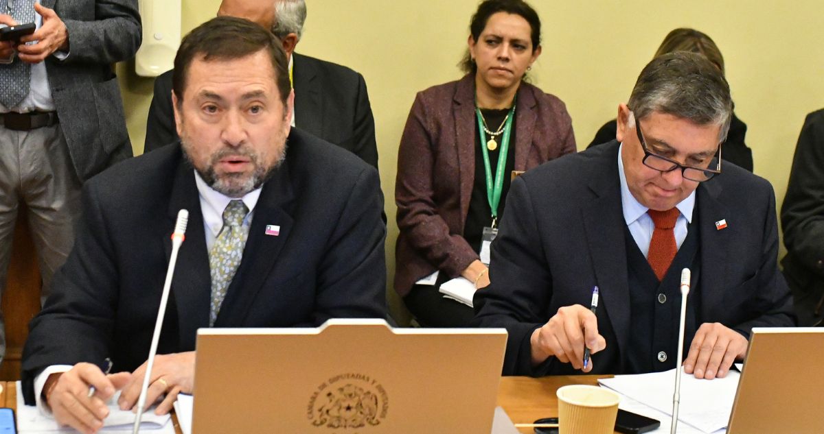 Oposición acusa “colusión” tras sesión con ministros ante comisión investigadora sobre el estallido