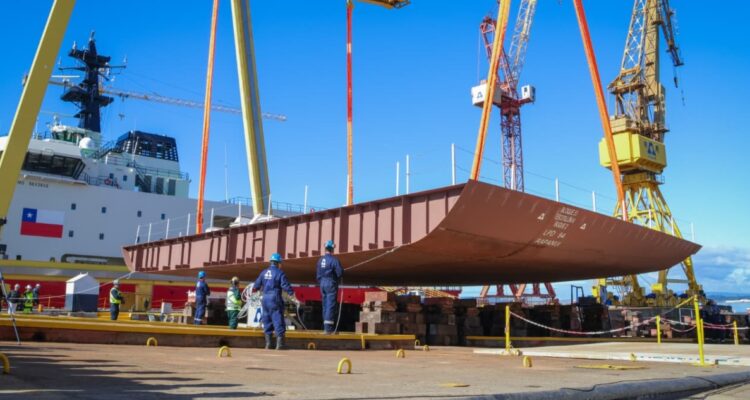 Buque multipropósito que se construye en Asmar