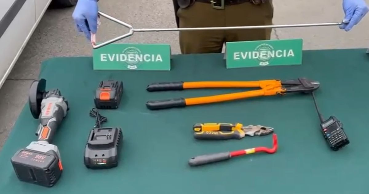 Caen los "Onda Corta" en San Joaquín: bloqueaban señal de llaves para robar especies desde vehículos