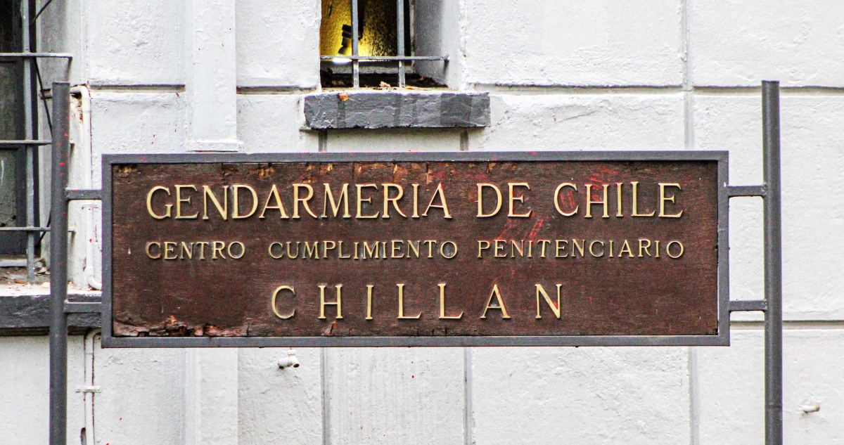 Interno es asesinado por otro recluso en la cárcel de Chillán: lo atacó con arma cortante artesanal
