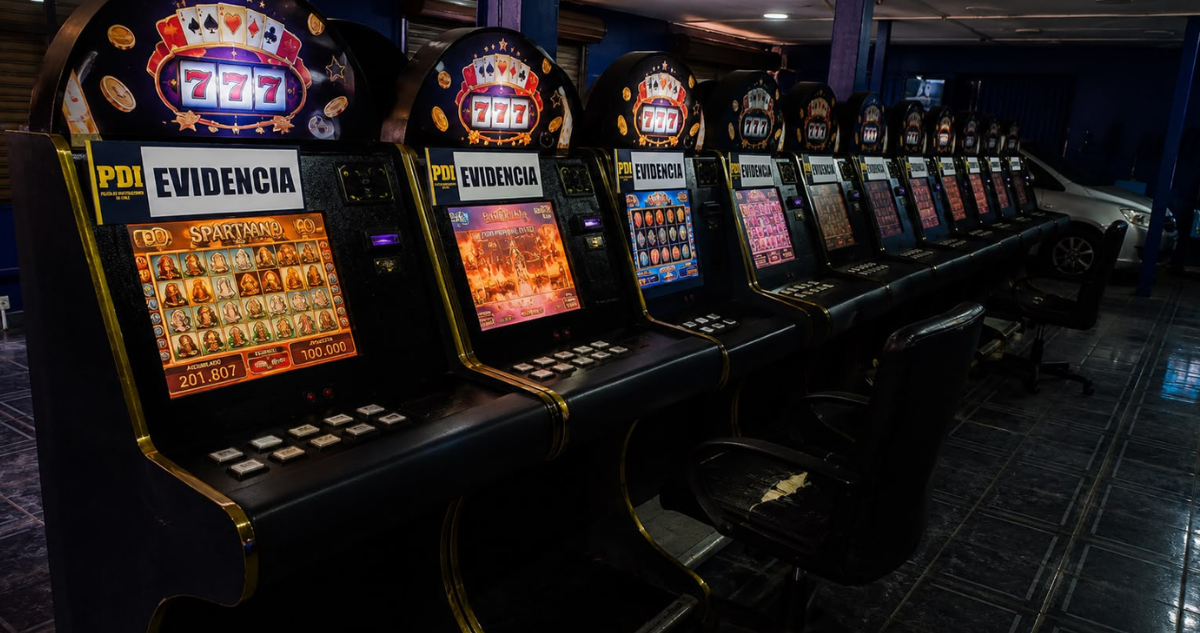 Detienen a dos ciudadanos chinos que estaban a cargo de casino clandestino en Galvarino