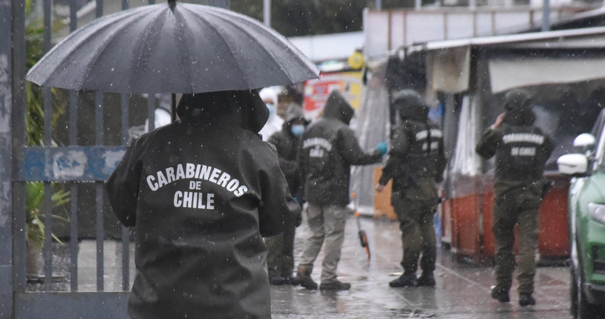 CGR detecta que 36 funcionarios de Carabineros tenían dos contratos para realizar las mismas funciones