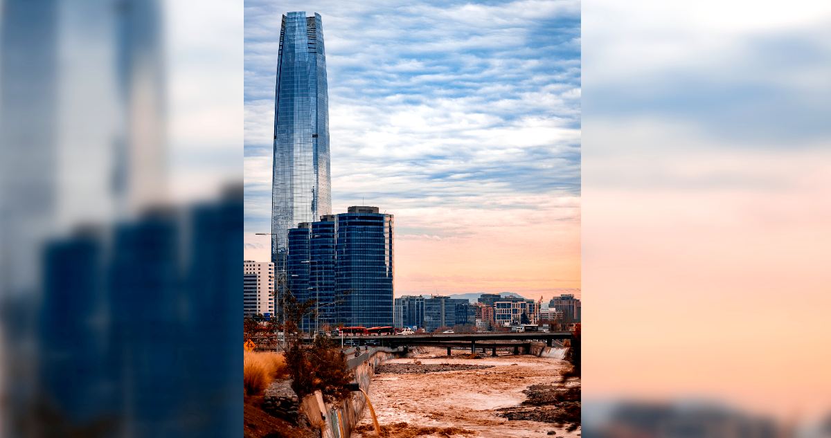Actividad económica logra crecer 2,4% en junio y Chile eludiría con margen mínimo la recesión técnica