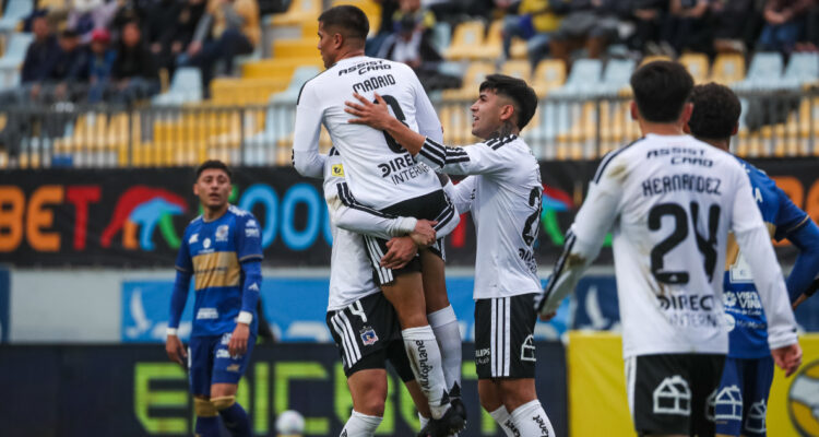 Colo Colo ante Everton