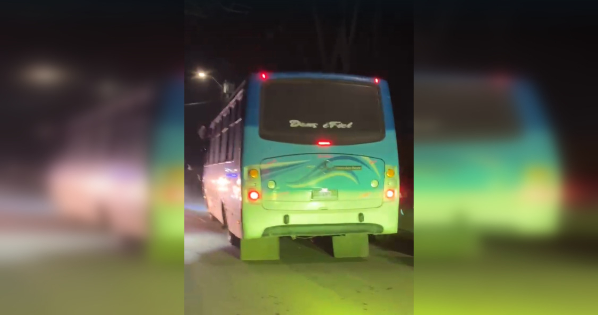 Adolescente de 17 años queda grave tras ser atropellada por taxibús tras fiesta ranchera en Coronel