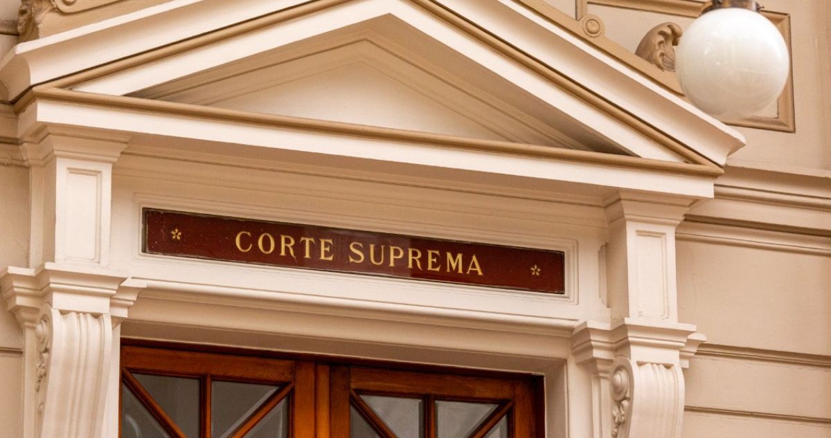 Corte Suprema fija fecha para revisar 56 cuadernos de remoción por viajes con licencia médica