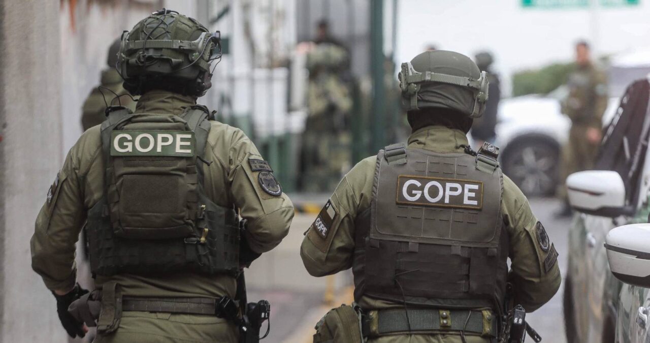 https://media.biobiochile.cl/wp-content/uploads/2026/08/detienen-a-hombre-que-almacenada-drogas-y-arma-en-collipulli-1280x675.jpg