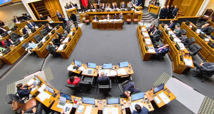 Senado aprueba vetos del Gobierno a la megarreforma y pone fin a su tramitación en el Congreso