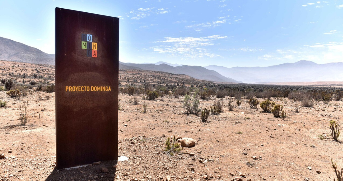 https://media.biobiochile.cl/wp-content/uploads/2026/08/dominga-activa-su-construccion-andes-iron-inicia-obras-tempranas-tras-cumplir-plazo-fijado-en-su-rca.png