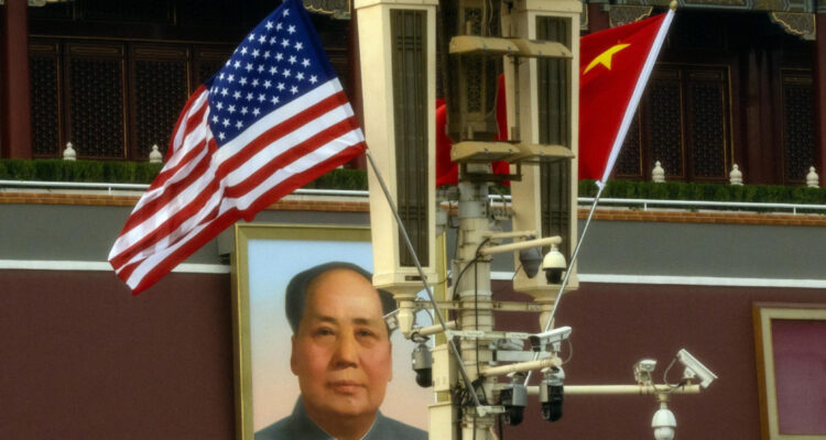 EEUU estudia prohibir la importación de componentes chinos para sus centros de IA