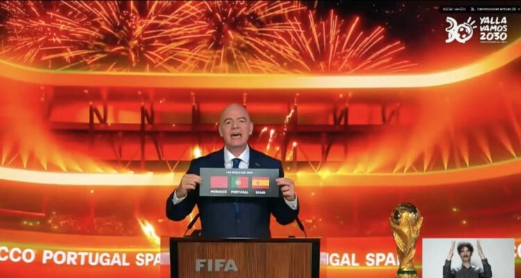 En FIFA desmienten que Infantino haya ofrecido fiala del Mundial 2023 a Marruecos a cambio de apoyo