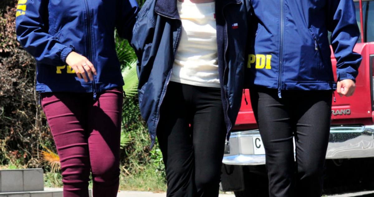 En libertad queda mujer detenida por amenazar con una bomba en dependencias de la Universidad de Chile