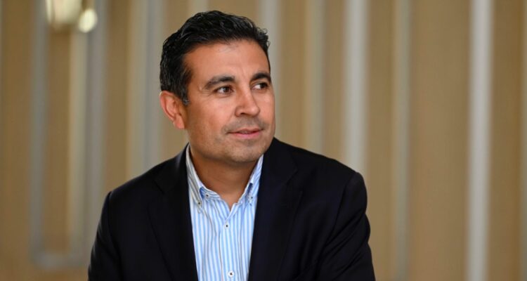 Formalizan a exgobernador de Marga Marga por conducir ebrio, atropellar a hombre y huir del accidente