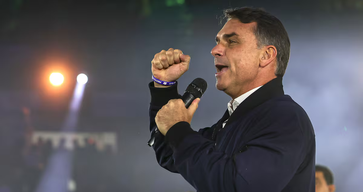 Bolsonaro presenta programa para presidencia de Brasil: acercamientos con EEUU, Israel y Argentina